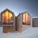 Illustration for article titled This Split-View Mountain Lodge Is the Ultimate Ski Shack